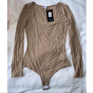 NWT Fashion Nova Anything But Square Long Sleeve Bodysuit - Taupe